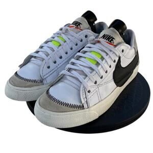 Womens Nike Blazer Low 77 Jumbo DQ1470-101 Leather Athletic Sneaker SZ 9 White